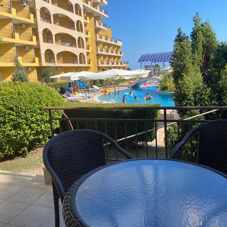 Midia Grand Resort, Terrassen Paradies Apartment Aheloj Kültér fotó