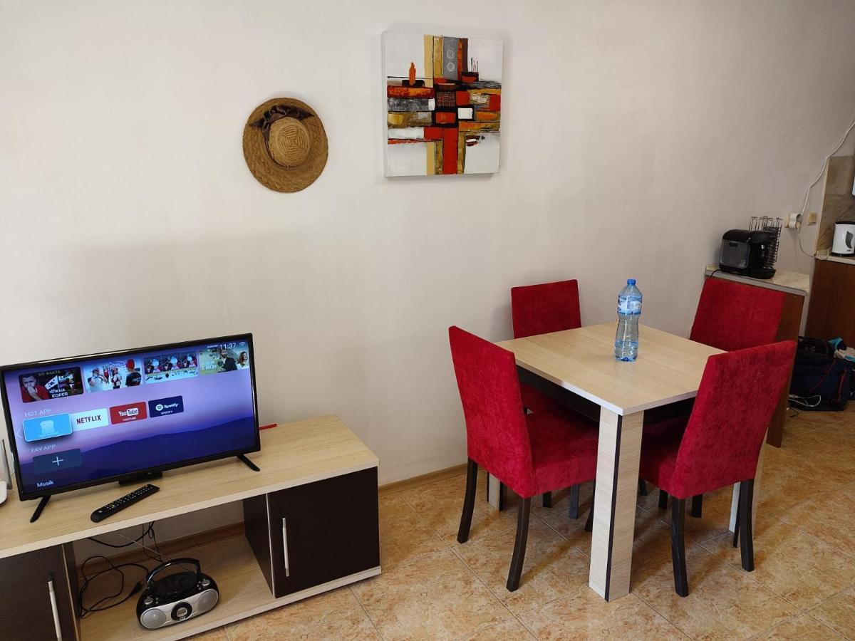 Midia Grand Resort, Terrassen Paradies Apartment Aheloj Kültér fotó