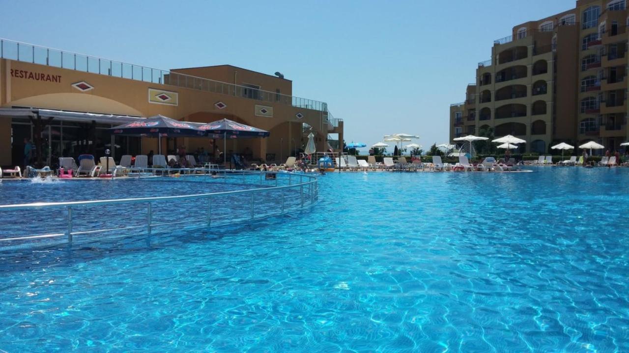 Midia Grand Resort, Terrassen Paradies Apartment Aheloj Kültér fotó